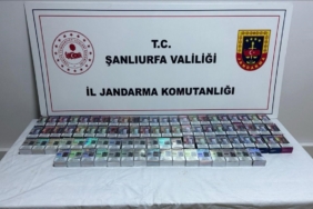 Şanlıurfa’da durdurulan araçta 84 paket kaçak sigara ele geçirildi