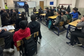 Selim’de 65 öğrenciye "Trafik Dedektifleri" eğitimi