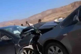 Siirt’te otomobiller çarpıştı: 4 yaralı