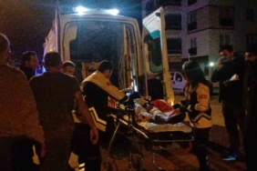 Silahla yaralanan genç, bina boşluğuna kaçarak canını zor kurtardı