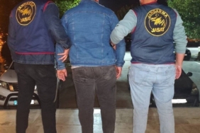 Sınava düzenekle girdi yakalandı