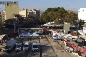 Sındırgı’da 4.9 büyüklüğündeki deprem anı kameralara