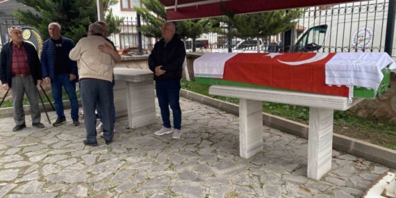 Sınıf arkadaşının yumruğuyla ölen 16 yaşındaki İsmail Mert Küçükbaşar Bilecik’te toprağa verildi