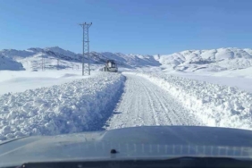 Şırnak’ta kar kalınlığı 1 metreyi aştı