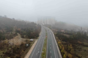 Sis etkili oldu, görüş mesafesi 50 metreye kadar düştü