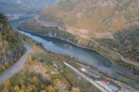 Suat Uğurlu Barajı’nda bakım tamamlandı, su salımına başlandı