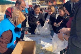 Sultandağı’nda Gazze yararına hayır çarşısı kuruldu