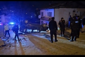 Takla atan araçtaki 5 kişi yaralandı