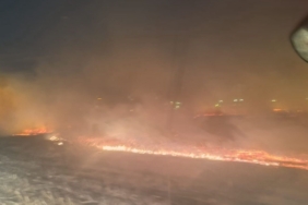 Tandırdan sıçrayan kıvılcımlar araziyi küle çevirdi