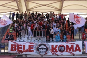 Taraftardan takımın kurulmamasına tepki