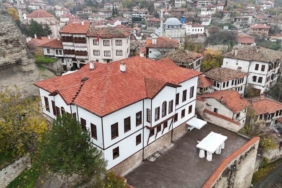 Tarihi rüştiye binası "Kalealtı Eğitim ve Kent Tarihi Müzesi"ne dönüştü