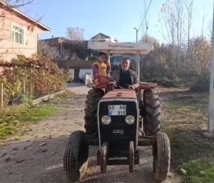 Tarladan çıkmayan traktöre İstanbul Boğaz Köprüsü’nde ceza yazıldı