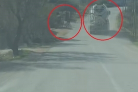 Tek şeritli yoldaki hızıyla ’Pes’ dedirten mikser sürücüsü kamerada