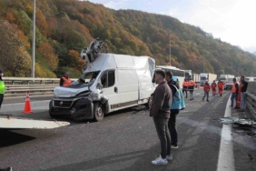 TEM’in Bolu geçişinde zincirleme kaza: 1 yaralı
