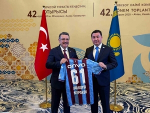 Trabzon’un yeni kardeşi Aktau oldu