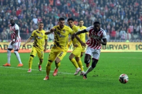 Trendyol Süper Lig: Samsunspor: 0 - Eyüpspor: 0 (İlk yarı)