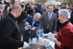 Türkiye’nin dört bir yanından Çankırı’ya gelen vatandaşlar Keloğlan tarhanasına hayran kaldı