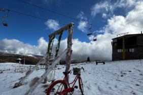 Uludağ sabah saatlerinde beyaza büründü
