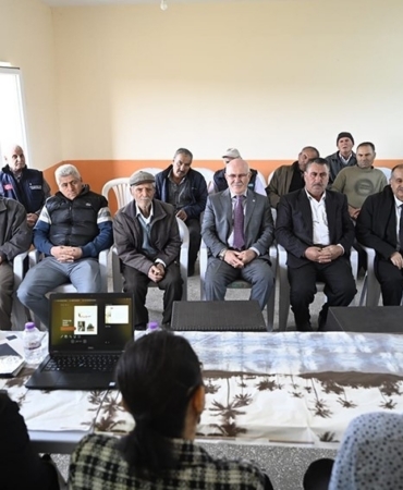 Uşak Üniversiteli akademisyenler Yeniköy halkı ile buluştu