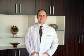 Uzmanından uyarı: "Çatlak da bir kırıktır. İster ince bir ’saç teli’ çatlağı olsun, ister kemiğin tamamen ayrıldığı bir kırık olsun, her ikisi de ’kırık’ olarak tanımlanır"