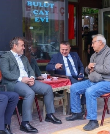 Vali Faik Oktay Sözer vatandaşlarla buluştu