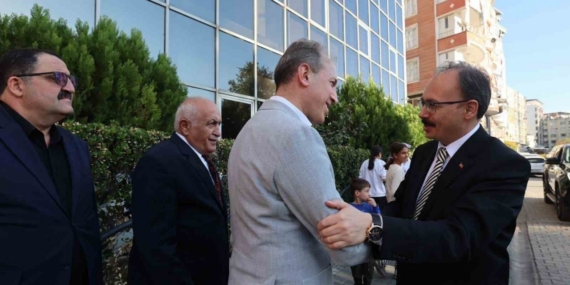 Vali Kızılkaya, Siirt Ticaret ve Sanayi Odası yönetimiyle bir araya geldi