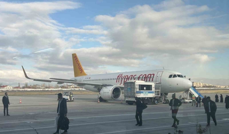 Van Ferit Melen Havalimanında uçuşlar yeniden başladı