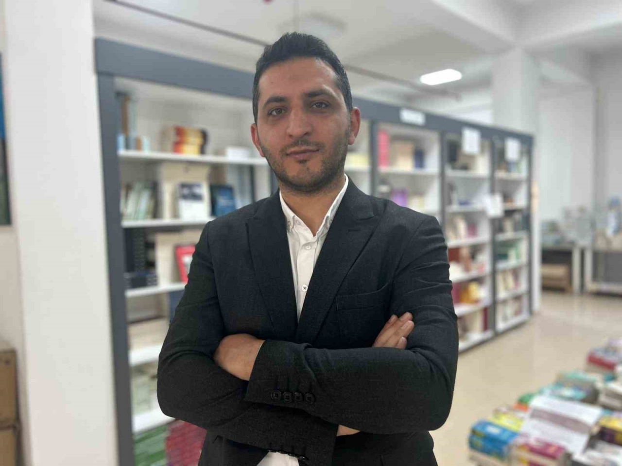 Vanlı öğrenciler ve yetişkinler kitap okuma yarışmasında buluştu