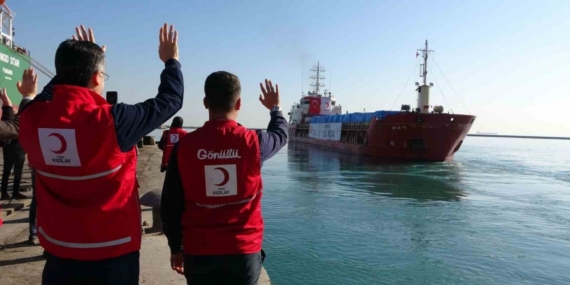 19. İyilik Gemisi Gazze’ye insani yardım için Mersin’den yola çıktı