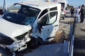 2 araç çarpıştı: 2 yaralı