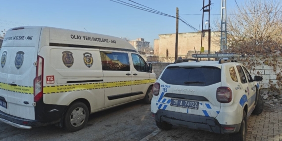 2 gündür haber alınamayan kadın evinde ölü bulundu