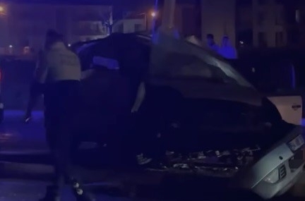 23 yaşındaki genç aydınlatma direğine çarparak yaşamını yitirdi