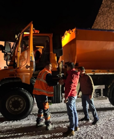 3 bin rakımlı Karabet Geçidi’nde kar yağışı etkili oldu