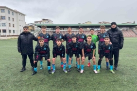 7’de 7 yapan Osmanelispor liderliğini sürdürdü