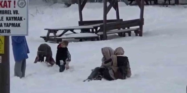 Abant’ta şambrel eğlencesi: Kayak pistine çevirdiler