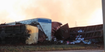 ABD’de kükürt taşıyan tren devrildi, çevreye zehirli gaz yayıldı