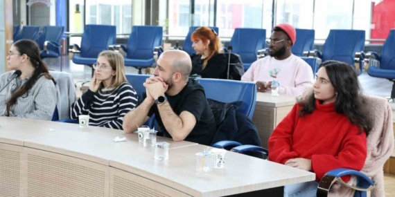 AB’ye üye 13 ülkeden gelen gençler Diyarbakır’ı gezdi