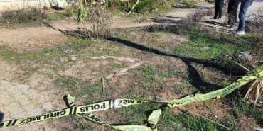 Adana’da bir kadın yol kenarında ölü bulundu