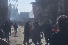 Adana’da bir mahalle taş, şişe ve sopalarla birbirine girdi