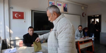 Adana’da bir mahallede seçim heyecanı