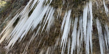 Adana’da buz sarkıtları oluştu
