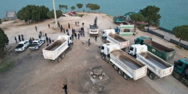 Adana’da yıkım gerginliği bitti: Kepçeler yıkıma başladı