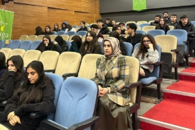 Adıyaman Doğa Koleji mezunlarından öğrencilere yol gösterici söyleşi