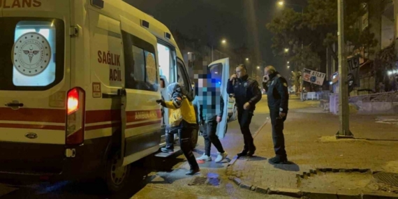 Adres sorduktan sonra bıçakladılar: 1 yaralı