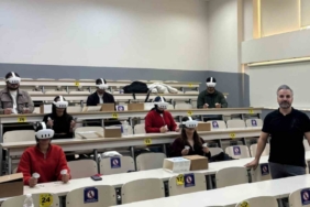 ADÜ’de öğrenciler dersleri sanal gerçeklik destekli işliyor