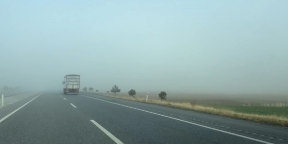 Afyonkarahisar’da sisli hava etkili oldu