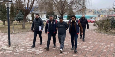 Ağabeyini öldüren cinayet zanlısı adliyeye sevk edildi