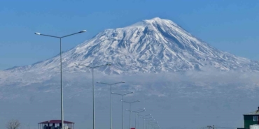 Ağrı Dağı ihtişamıyla göz kamaştırıyor