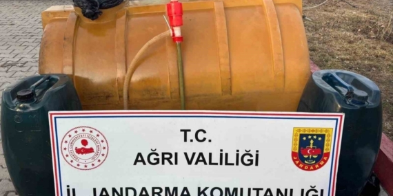 Ağrı’da yolcu otobüsünde 245 litre kaçak akaryakıt ele geçirildi