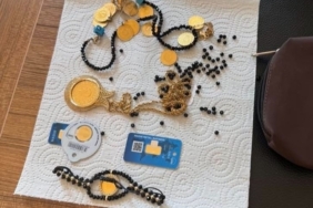 Ağrı’da yolda bulunan altınlar sahibine ulaştırıldı